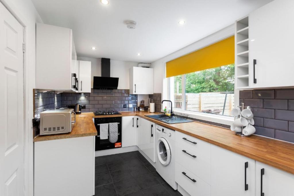 Вілла Stylish 3 Bed Edinburgh Abode - Parking And Garden Екстер'єр фото